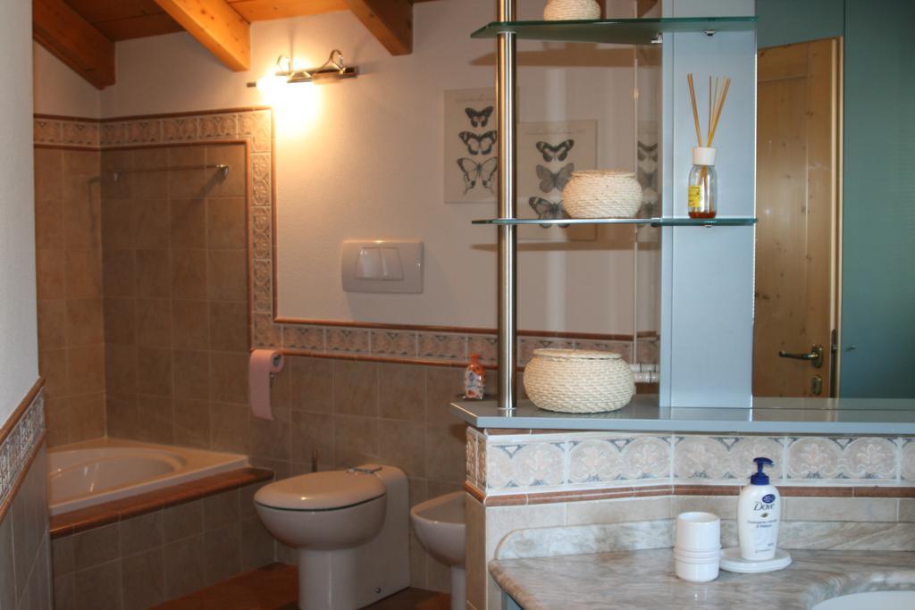 Casa Lucia Apartment Isolaccia Cameră foto