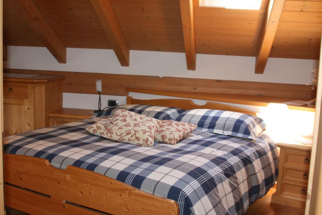 Casa Lucia Apartment Isolaccia Cameră foto